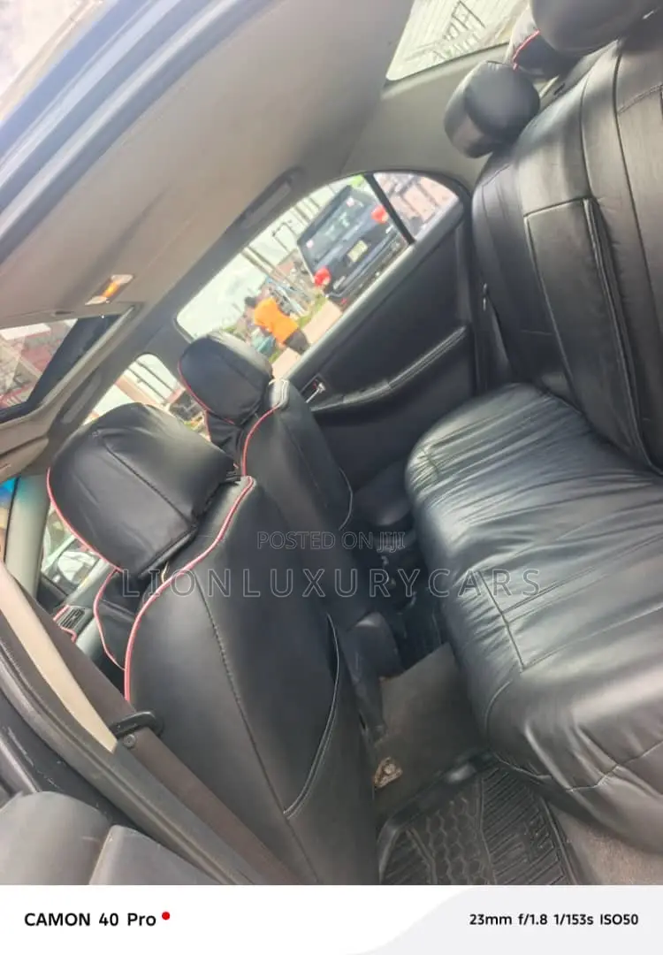 Toyota Corolla 2004 Black