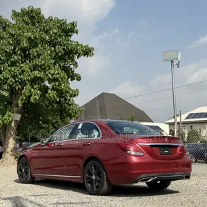 Mercedes-Benz C300 2016 Red