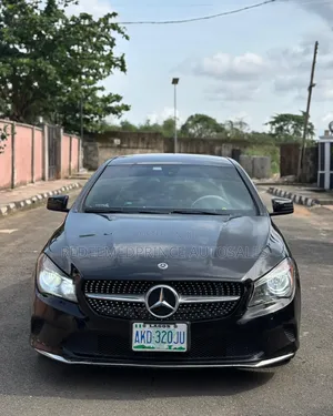 Mercedes-Benz CLA-Class CLA 250 4MATIC Sedan 2018 Black