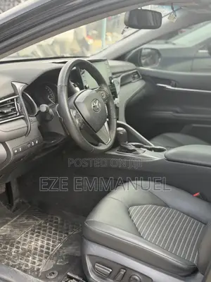 Toyota Camry SE 2023 Black