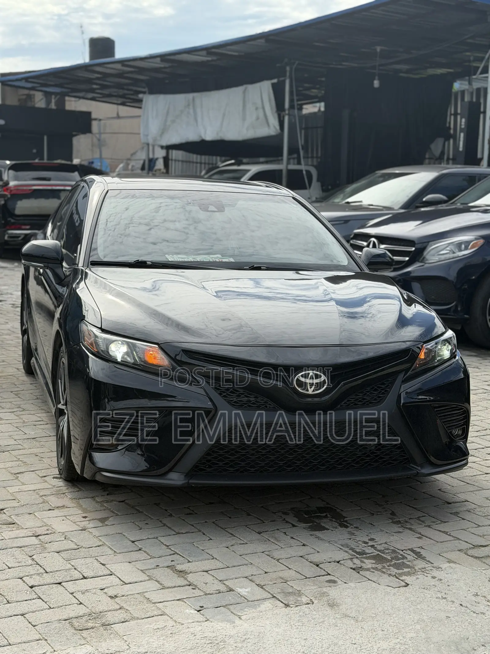 Toyota Camry SE 2023 Black