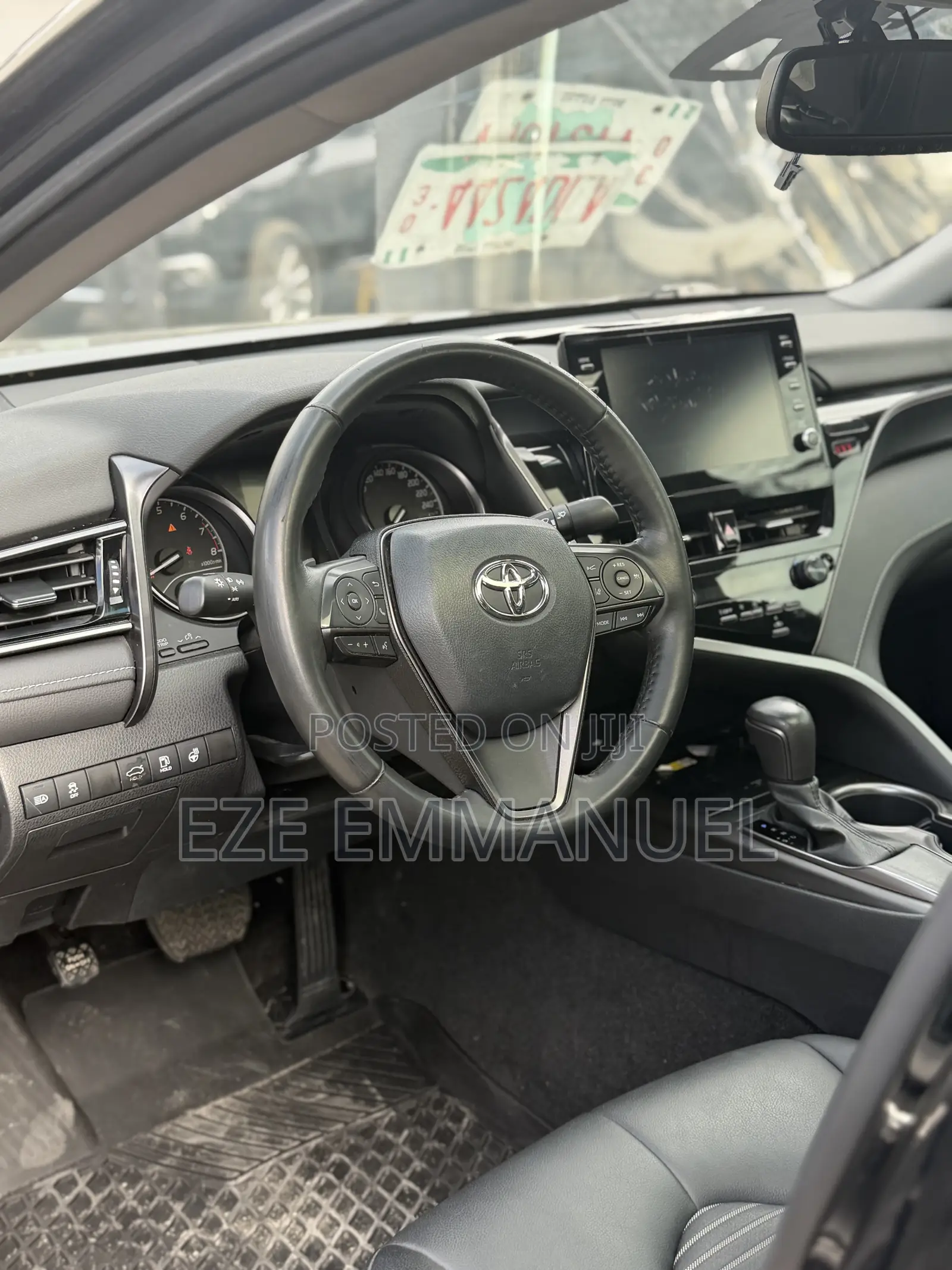 Toyota Camry SE 2023 Black
