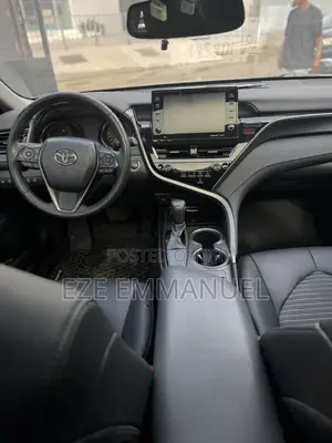 Toyota Camry SE 2023 Black