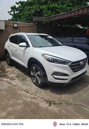 Hyundai Tucson 2016 White