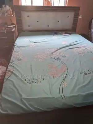 4.5by6 Bedframe