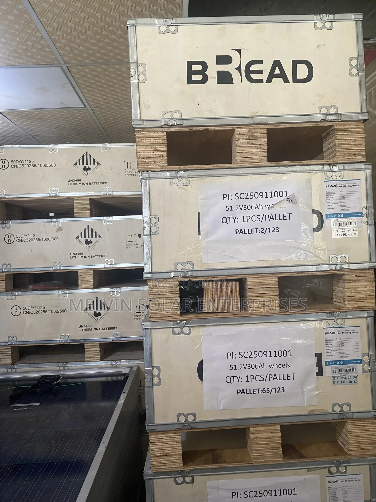 15.67kwh 51.2v Bread Solar Lithium Ion Phosphate Batteries