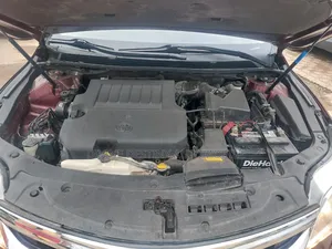 Toyota Avalon XLE 4dr Sedan (3.5L 6cyl 6A) 2015 Red