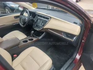 Toyota Avalon XLE 4dr Sedan (3.5L 6cyl 6A) 2015 Red