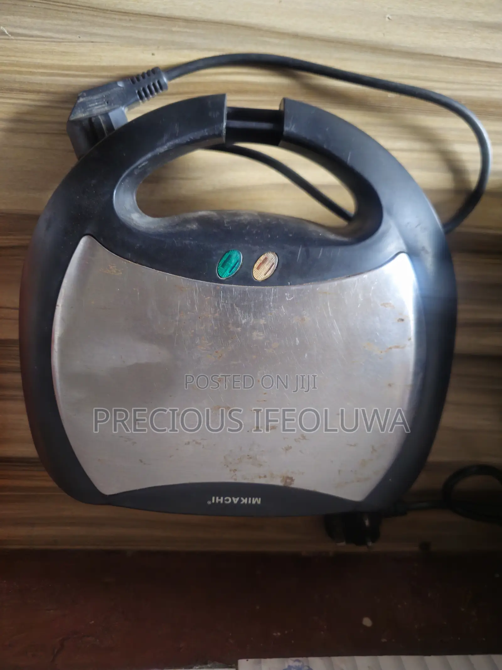 Toasting Machine