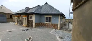 3bdrm Apartment in Egbeda for rent