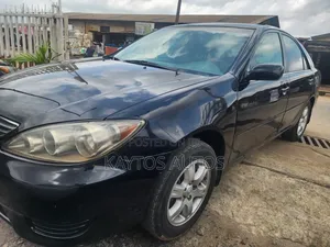 Toyota Camry LE 4dr Sedan (2.4L 4cyl 5A) 2005 Black