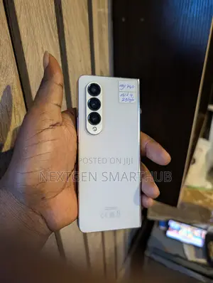 Samsung Galaxy Z Fold4 256 GB White