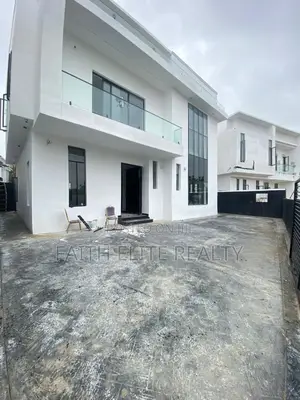 4bdrm House in Sangotedo for sale