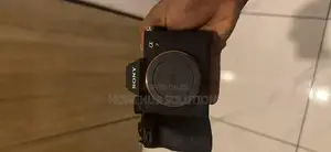 Sony A7iv Camera and Sigma 35mm Lens
