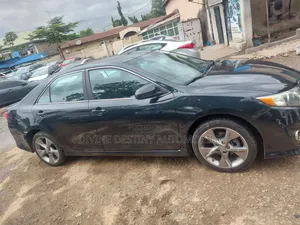 Toyota Camry XLE V6 4dr Sedan (3.5L 6cyl 6A) 2012 Black