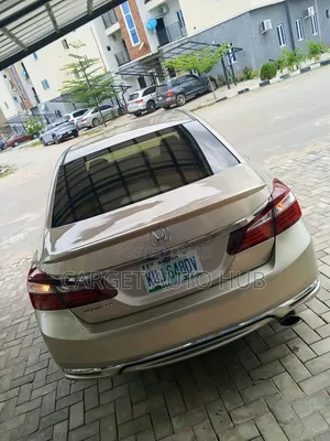 Honda Accord 2016 Gold
