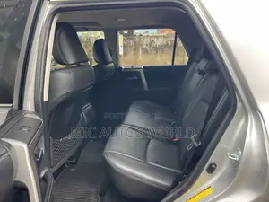 Toyota 4-Runner 2016 Silver