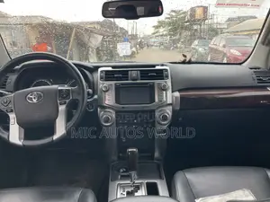 Toyota 4-Runner 2016 Silver