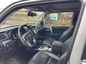 Toyota 4-Runner 2016 Silver