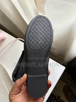 Girl’S Shoe