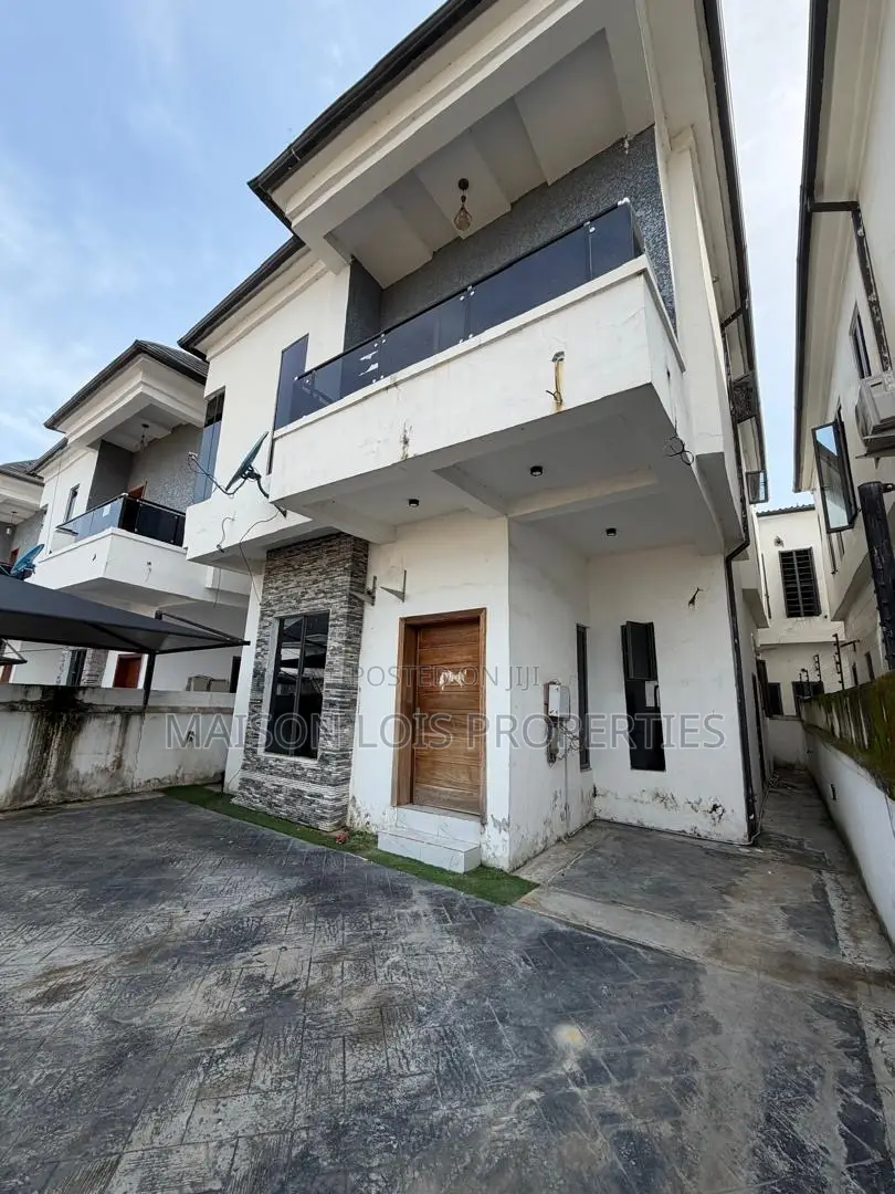 4bdrm Duplex in Ikota Gra, VGC / Ajah for rent
