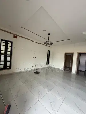 4bdrm Duplex in Ikota Gra, VGC / Ajah for rent