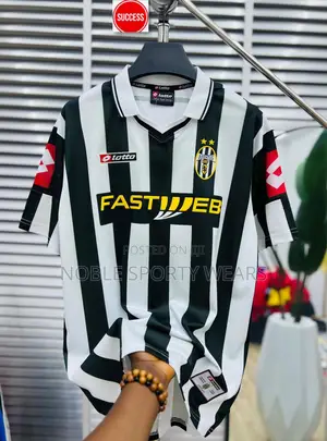Juventus Highbury Retro Jersey