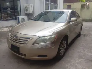 Toyota Camry 2008 Gold