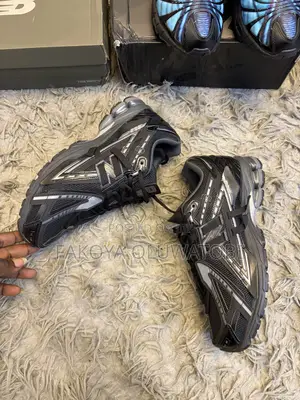 Quality Unisex Sneakers
