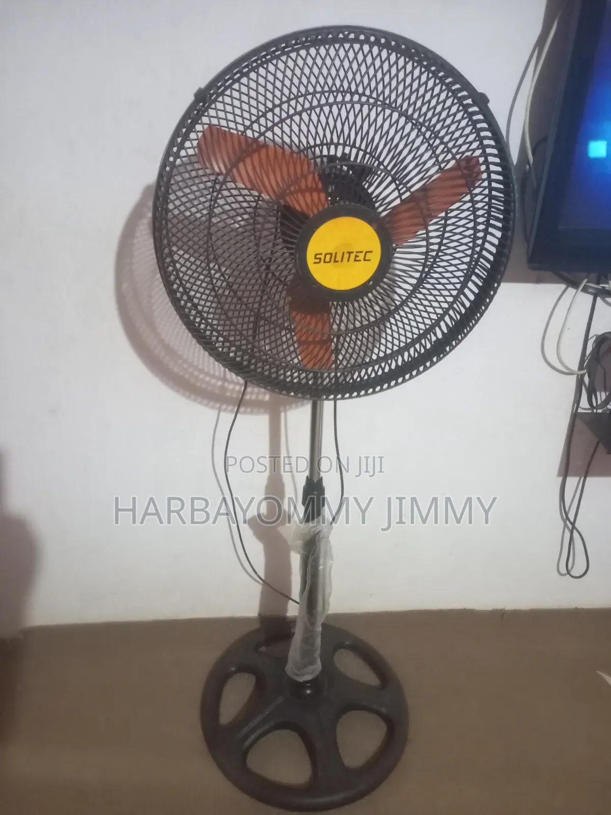 18 Inches Standing Fan for Sale