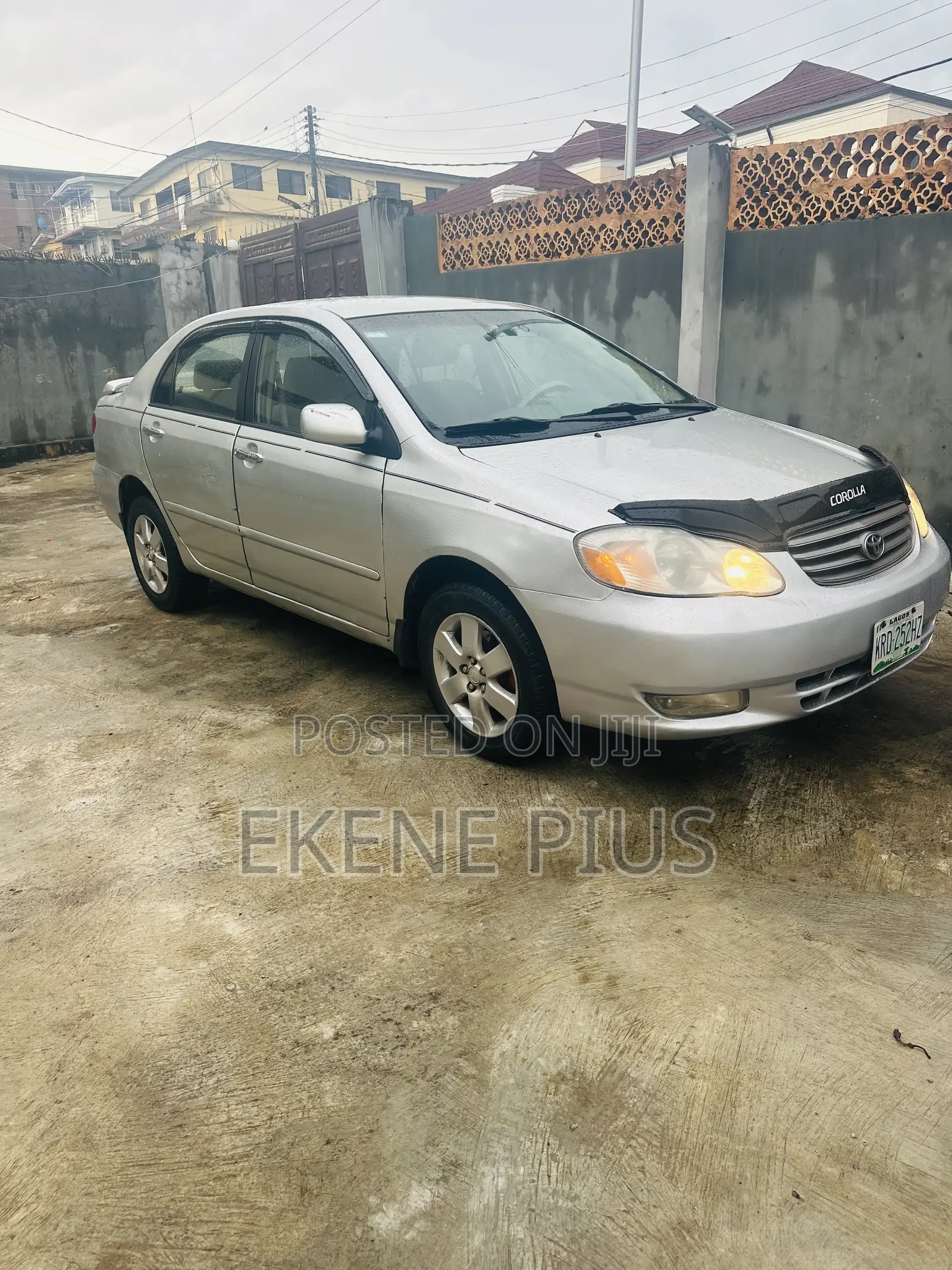 Toyota Corolla LE 2004 Silver