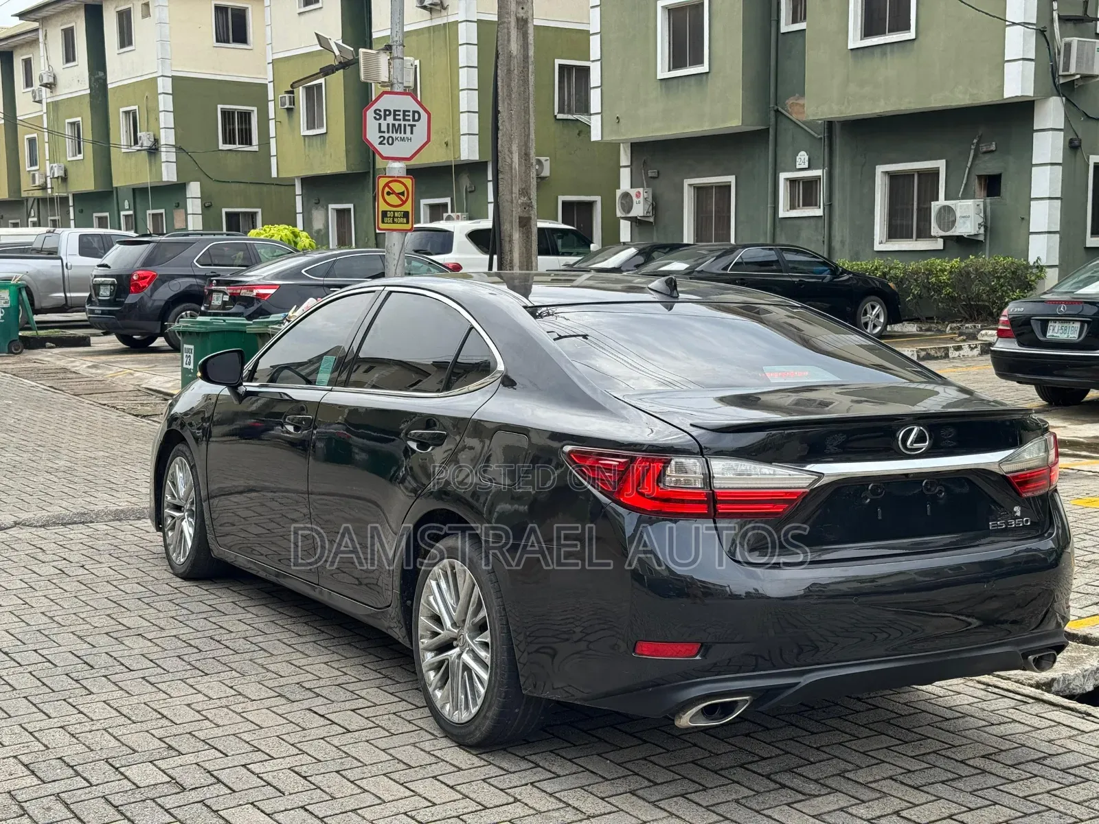 Lexus ES 2016 Black