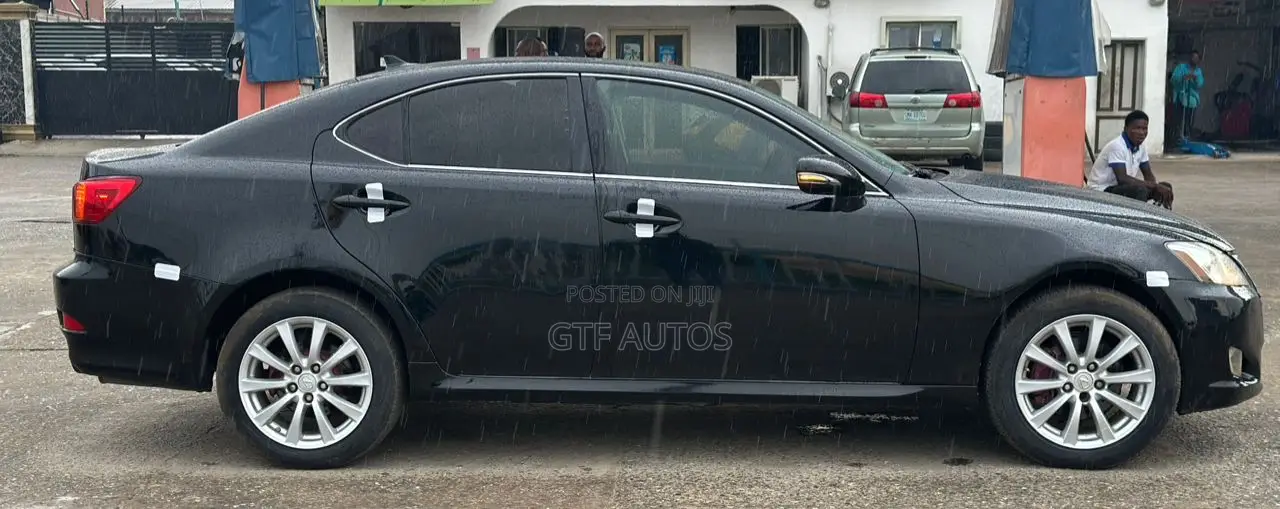 Lexus IS 250 2010 Black