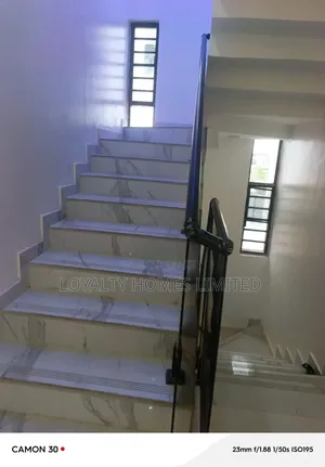 5bdrm Duplex in GRA Phase 1 for sale