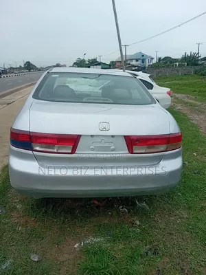 Honda Accord 2004 Silver