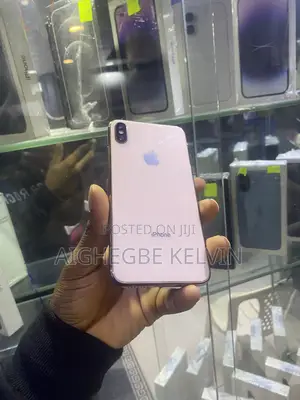 Apple iPhone XS Max 64 GB Gold