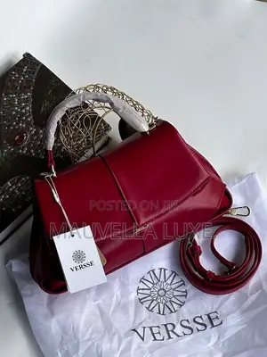 Classy Versse Quality Leather Bag