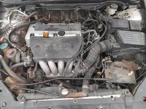 Honda Accord 2005 Silver