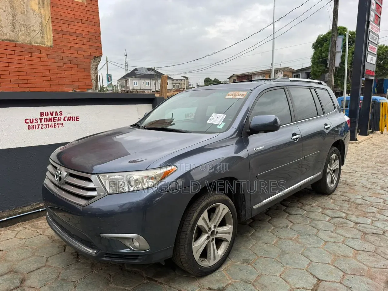 Toyota Highlander Limited 2012 Gray