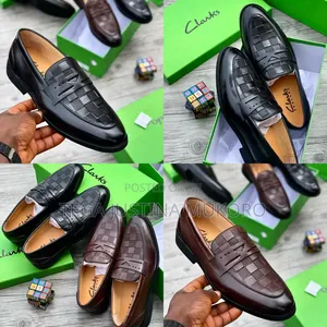 Luxury Clarks Men's Flat Shoes