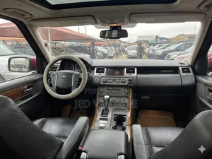 Rover 2000 2008 Red