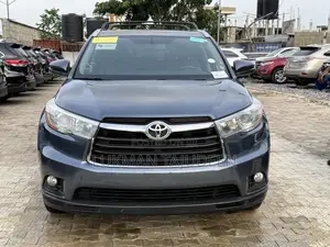 Toyota Highlander XLE 4dr SUV (3.5L 6cyl 6A) 2015 Blue