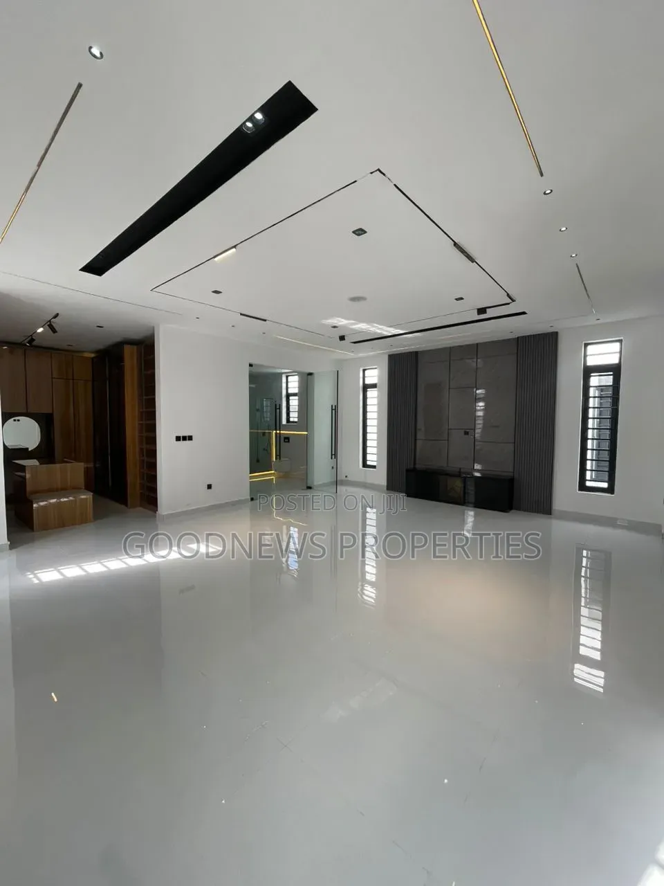 5bdrm Duplex in Ikate Lagos State for sale