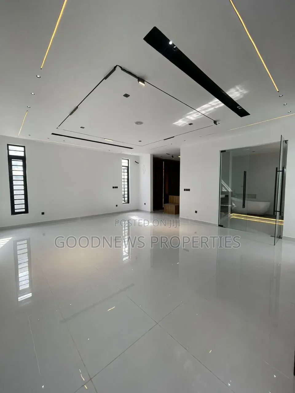 5bdrm Duplex in Ikate Lagos State for sale