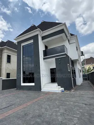 4bdrm Duplex in Carlton Gate, Akobo for sale