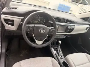 Toyota Corolla 2015 Gray