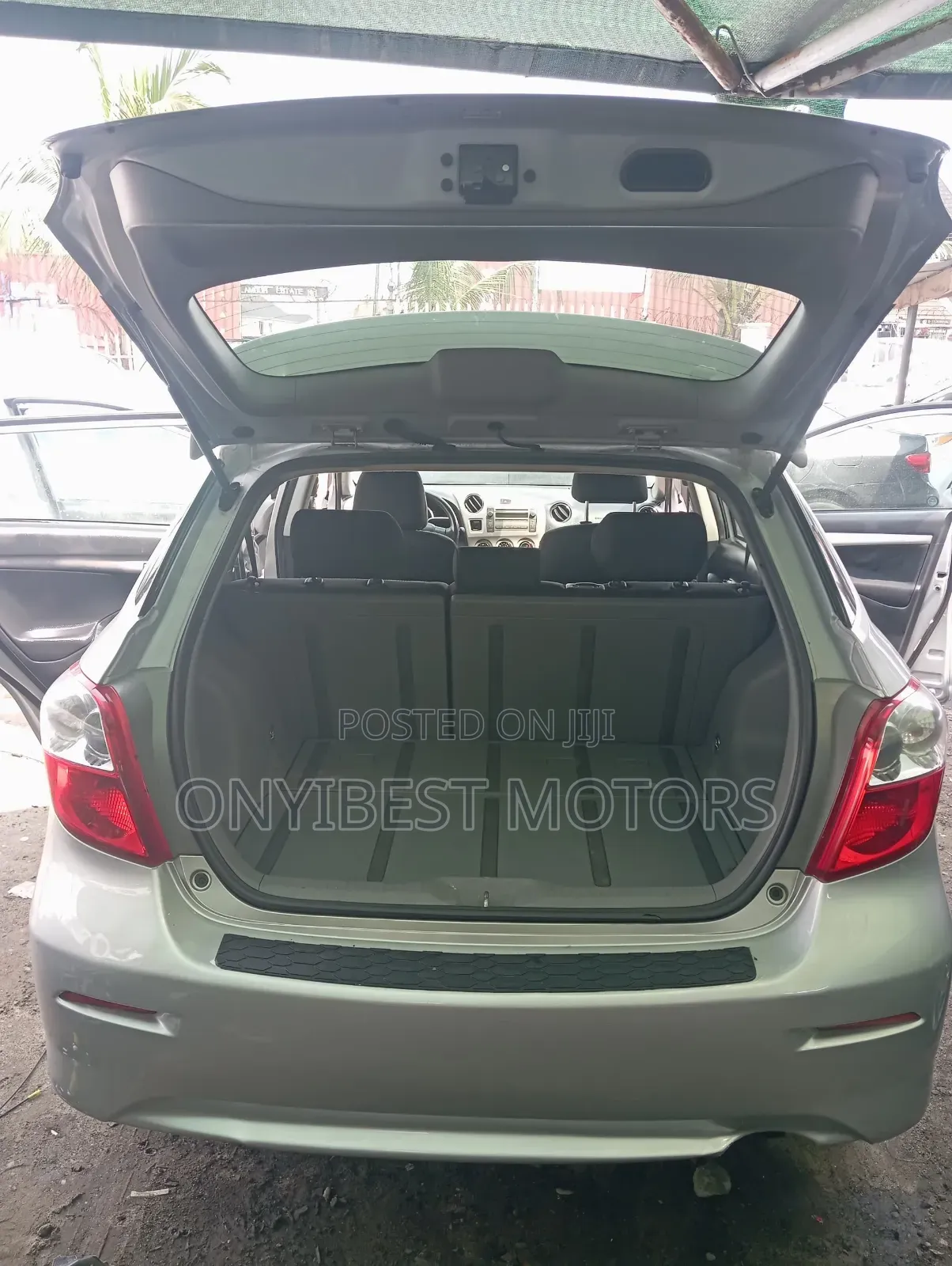 Toyota Matrix 2009 Silver