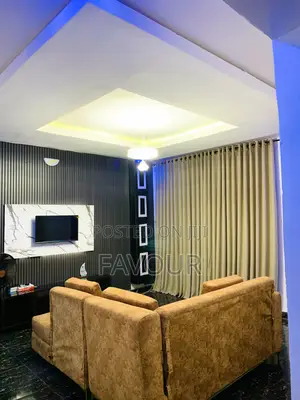 High Quality Luxurious Curtains