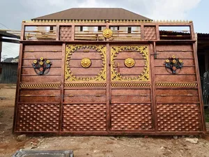 Solid and Outstanding Readymade Rolling Gate Available for Sale