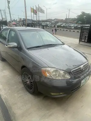 Toyota Corolla 2005 Gray